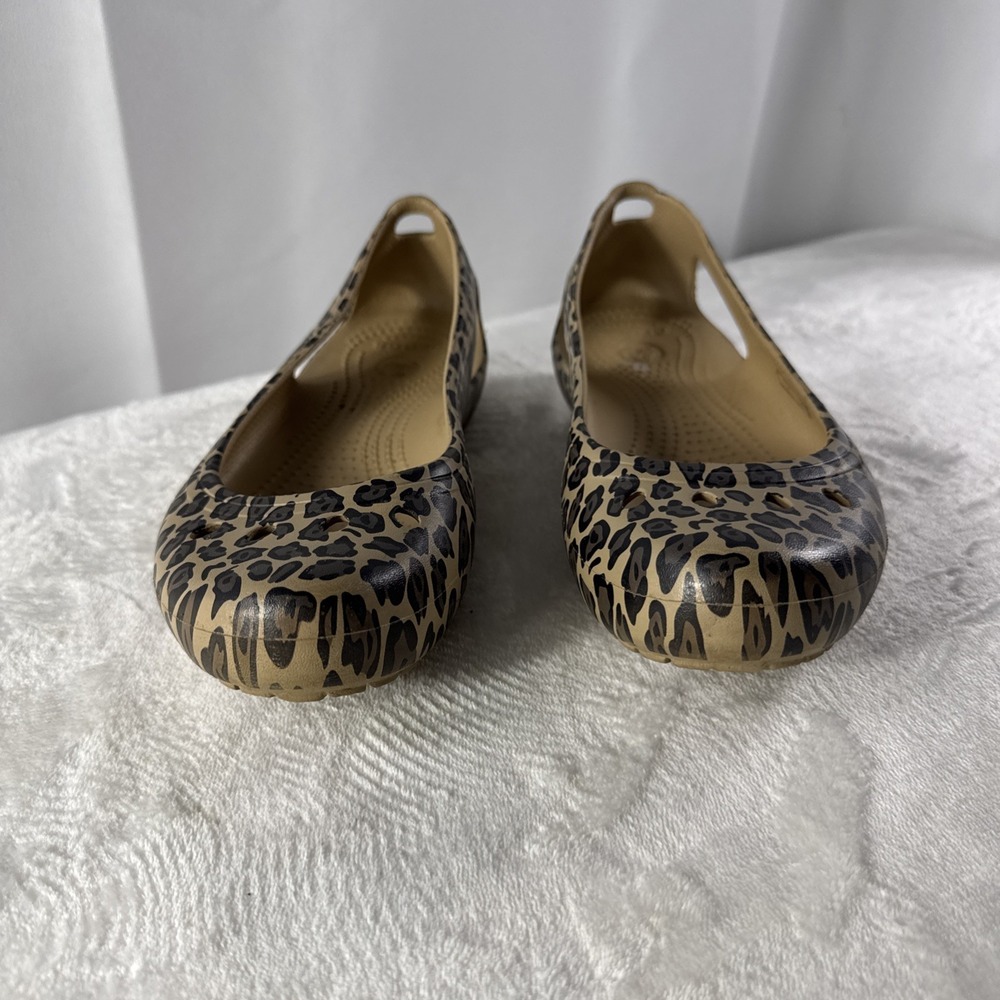 🐆 Crocs Women's Size 9Leopard Print Kadee Ballet Flats 🐆